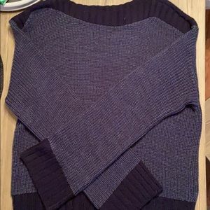 Kohl’s navy blue sweater